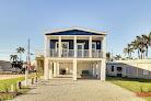 1 Mi to Beach Access: Home w/ Porch in Fort Myers!