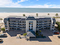 Mariner's Boathouse & Beach Resort